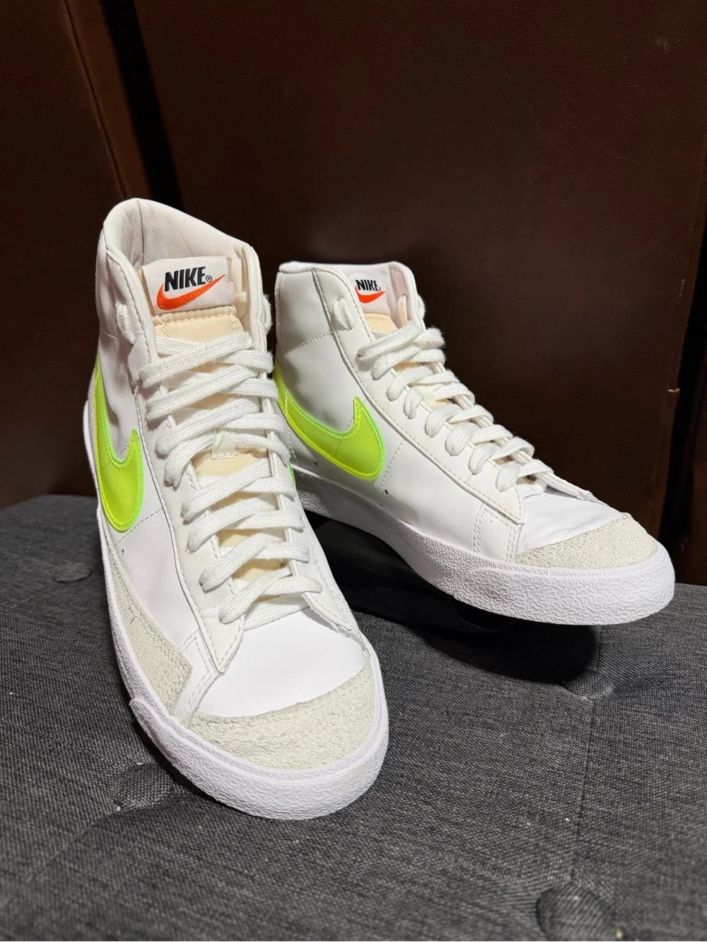 Nike Blazer Mid 77 White Lemon Venom Neon High Top Sneakers Women's Size 9